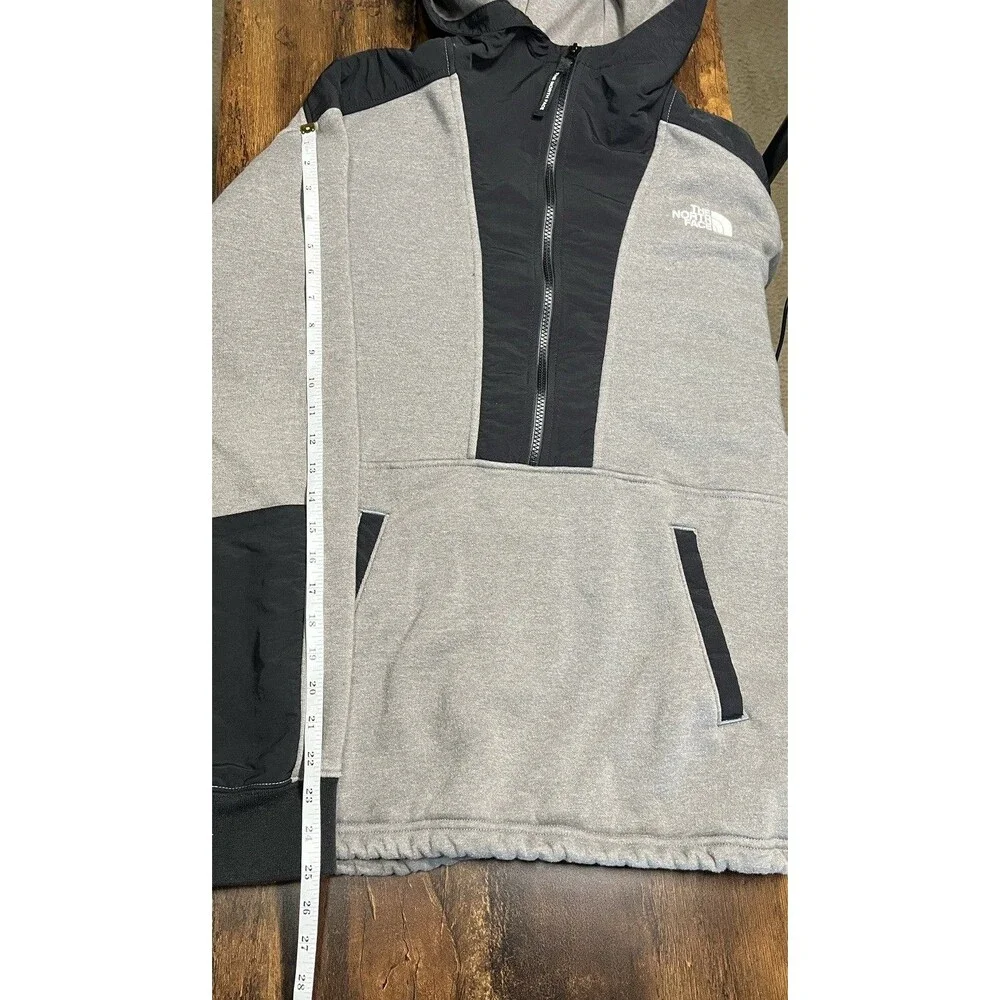 The North Face Mens L 1/4 zip Hoodie Logo Pockets NF0A3XB2